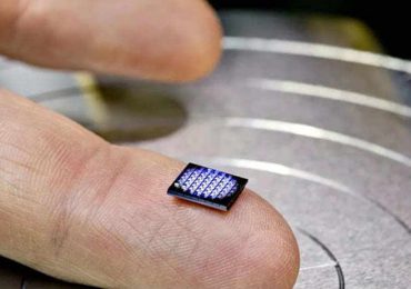 IBM introduces world’s smallest computer with the size of a grain of salt