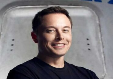 Elon Musk might charge everyone to use X / Twitter platform