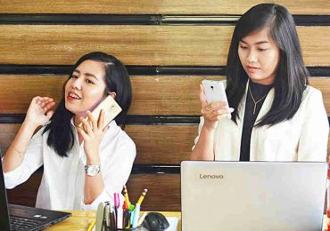 Conquer the workplace with Lenovo smartphones