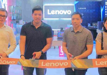 Lenovo SM Megamall concept store gets a sleek modern revamp