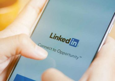 LinkedIn is launching its own video livestreaming service