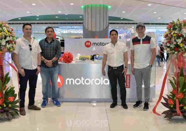 Motorola boosts local presence with opening of SM MOA Kiosk, now with 3 exclusive outlets